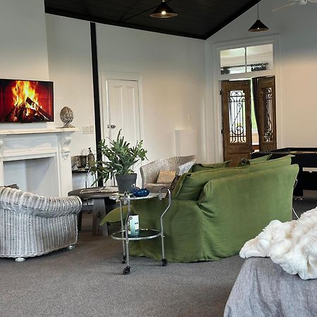 Te Aroha Courthouse Villa Bagian luar foto