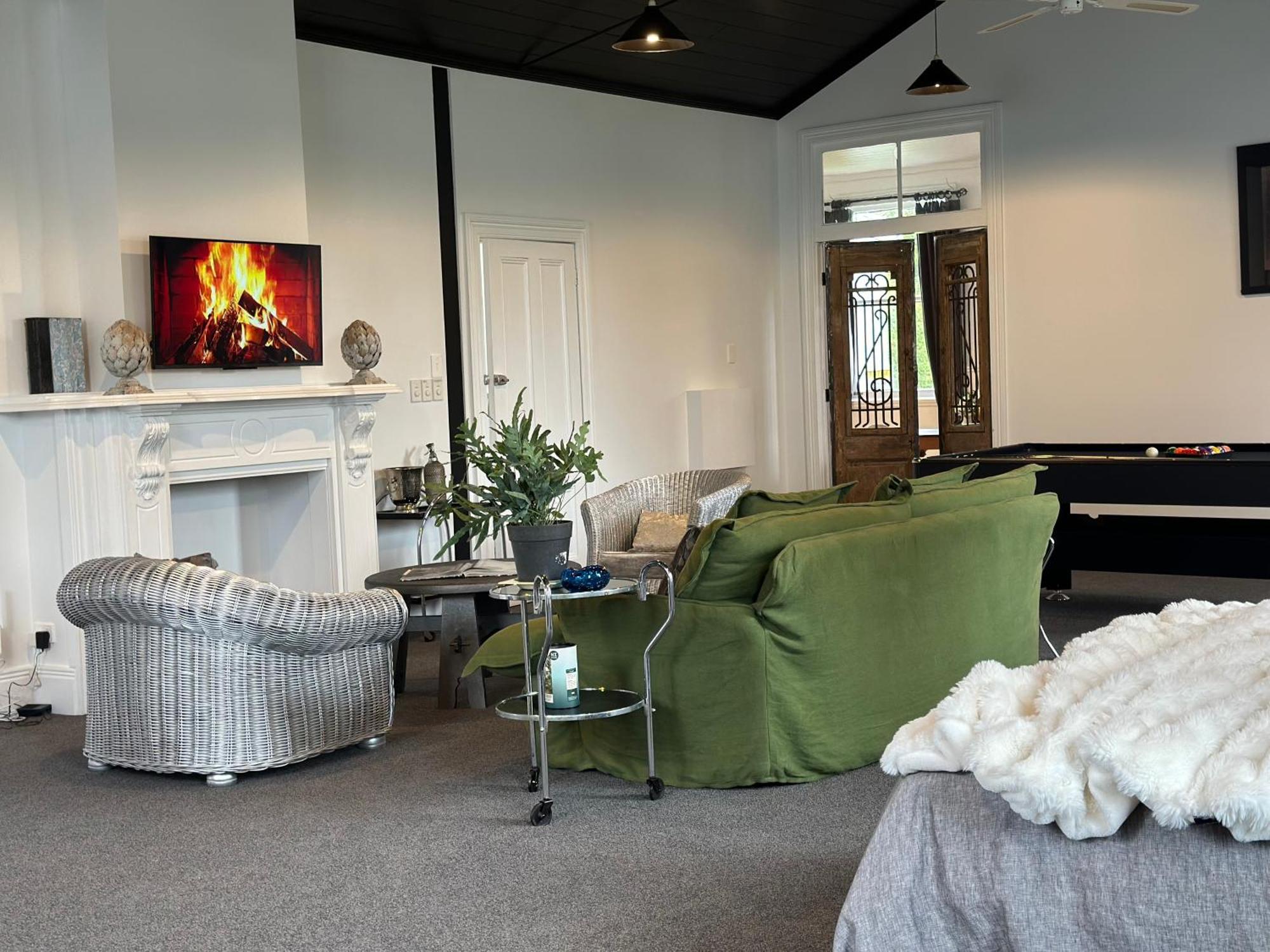 Te Aroha Courthouse Villa Bagian luar foto